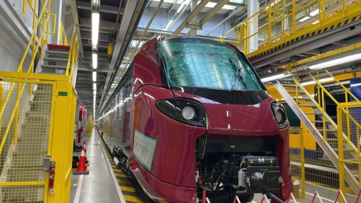Alstom va livra luna viitoare către România prima ramă din cele 37 comandate. Cum arată primul tren nou după 20 de ani