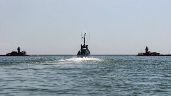 Ucraina dă alerta la Marea Neagră: Avioane rusești aruncă obiecte explozive pe căile maritime