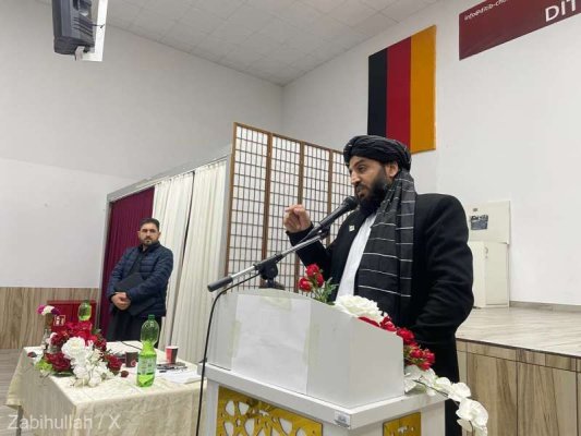 Germania: Polemica generată de prezenţa unui oficial taliban într-o moschee din Koln se amplifică