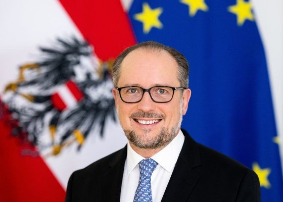 Austria cere liderilor UE să nu privească Ucraina 