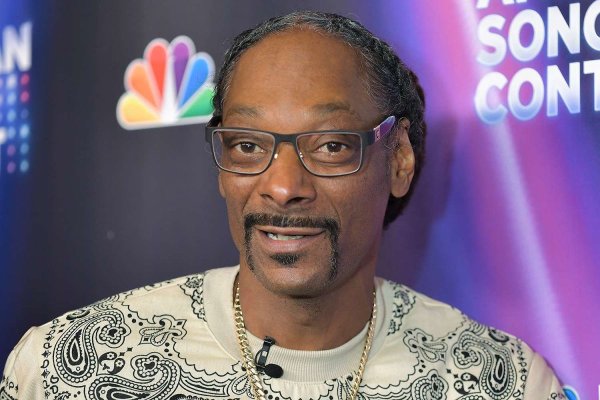 Snoop Dogg a anunţat că s-a alăturat echipei de comentatori şi consultanţi a NBC