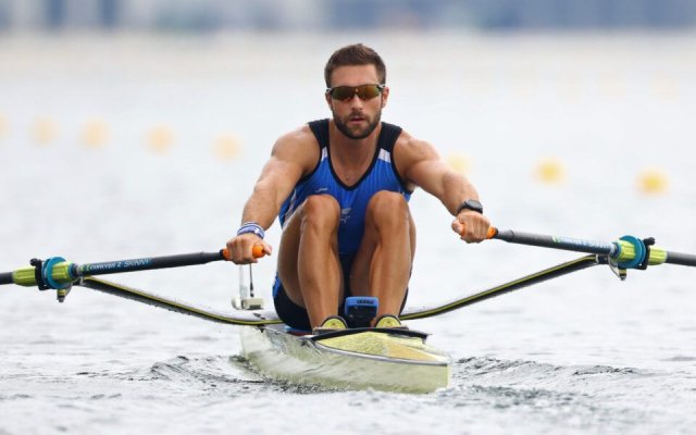 Grecul Stefanos Ntouskos, campion olimpic la canotaj, primul purtător al torţei pentru JO 2024