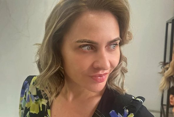 Adina Buzatu, accident în parcul lui Robert Negoiță. Ce a pățit stilistul vedetelor