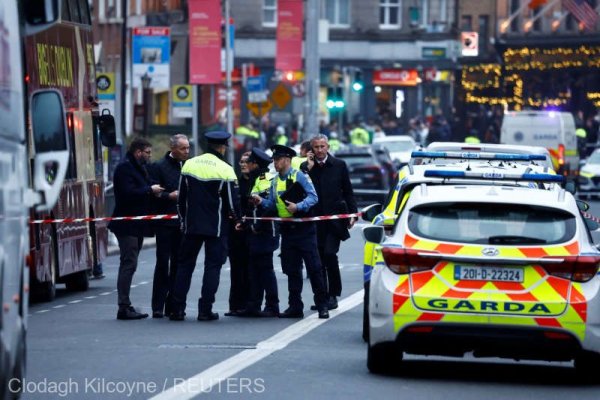 Cinci persoane, printre care trei copii, spitalizate la Dublin după un atac prin înjunghiere