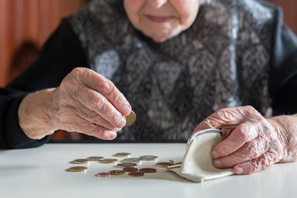 Un român din cinci era afectat de sărăcie, în 2022