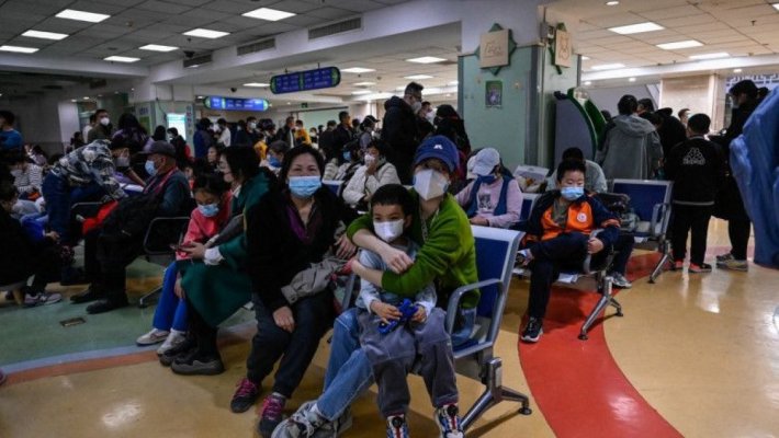 Valul misterios de infecții respiratorii se extinde în China. Primele concluzii ale OMS