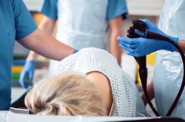 Polipii intestinali: cum se dezvoltă și când se transformă în cancer?
