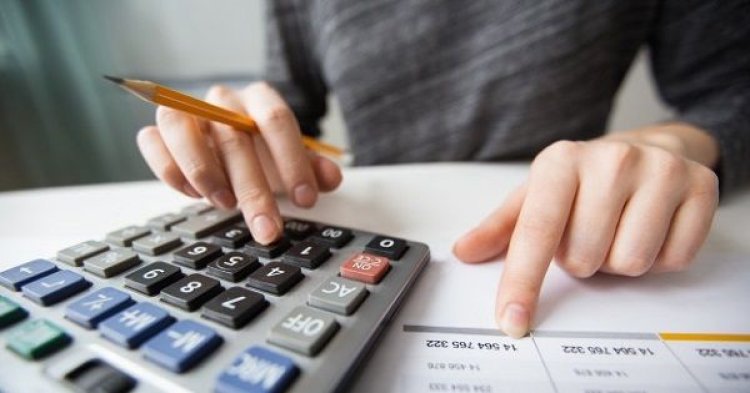O contabilă a furat 350.000 de lei din conturile firmei pentru care lucra