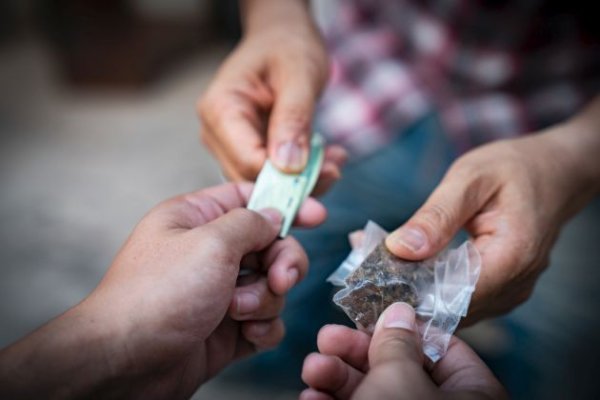 Columbia va elimina amenzile pentru consumatorii de droguri
