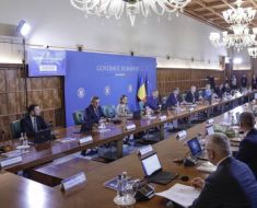 Legea care le permite românilor să plece în străinătate cu minori, modificată