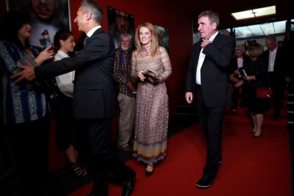 Moment neprețuit între Gică Hagi și fiica lui, Kira. Surpriza pregătită după premiera de la TNB