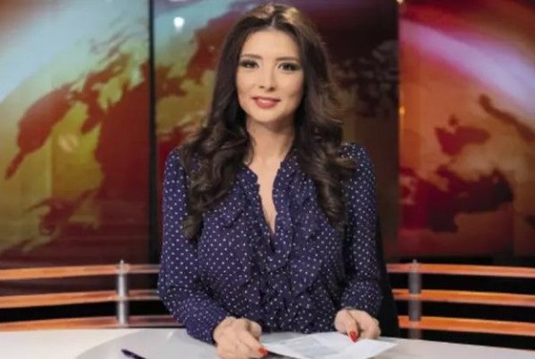 Prezentatoarea TV căreia i-a 'explodat' cureaua în direct și-a dat demisia de la Kanal D