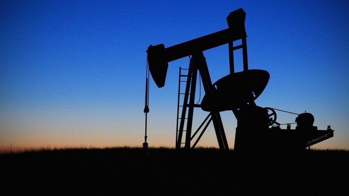 Companiile petroliere intră întărite în 2024, graţie consolidării din SUA