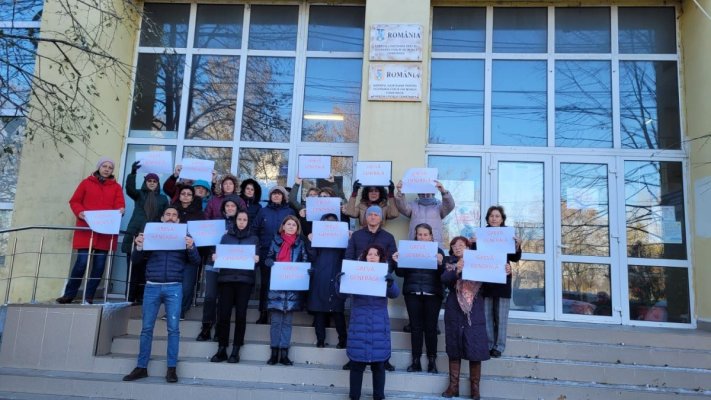 Angajaţii instituţiilor din Ministerul Muncii intră în grevă generală