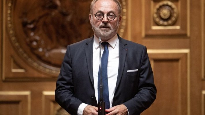 Un senator francez, reţinut sub acuzaţia că ar fi drogat o deputată pentru a o agresa sexual