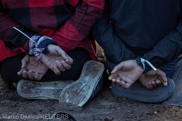 Serbia: Poliţia a reţinut peste 4.500 de migranţi în două săptămâni