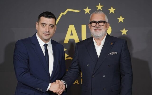 Doar două zile a stat 