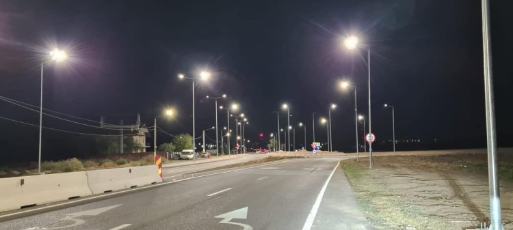 Sensul giratoriu de la ieșire din Valu lui Traian este iluminat