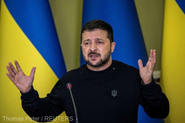 Ucraina: Preşedintele Zelenski destituie conducerea medicilor militari