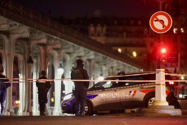 Atac armat la Paris: Un german ucis şi două persoane rănite