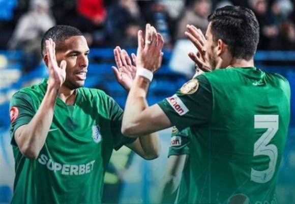 Fotbal: Farul Constanţa, victorioasă cu 3-2 în deplasare cu Poli Iaşi, în Superligă