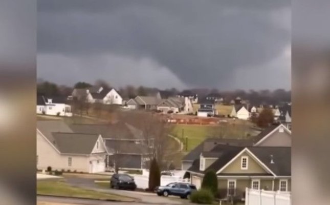 Tornade devastatoare în Tennessee, SUA. Mai mulți oameni au fost uciși. Video