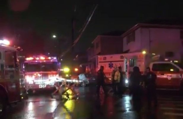 Atac cu cuţitul la New York: Au murit cinci oameni, inclusiv agresorul. Video