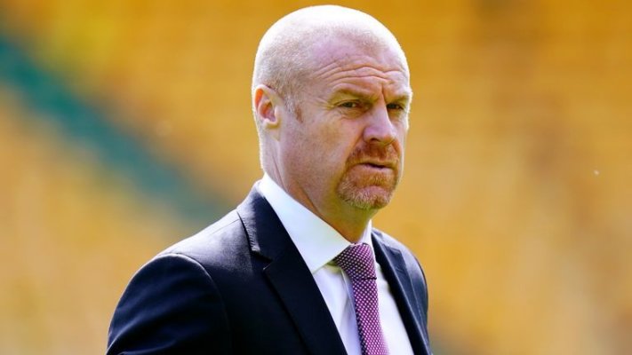 Antrenorul Sean Dyche (Everton) consideră o farsă regula henţului