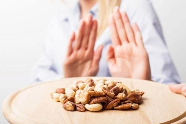 Alergiile alimentare ar putea creşte semnificativ riscul de boli de inimă şi deces cardiovascular