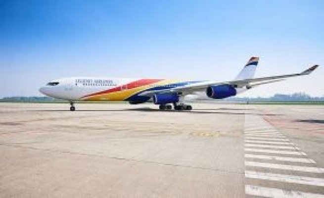  Ce se întâmplă cu avionul românesc blocat în Franța