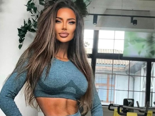 Ce a ajuns să mănânce zilnic Bianca Drăgușanu?! Vedeta a intrat la dietă