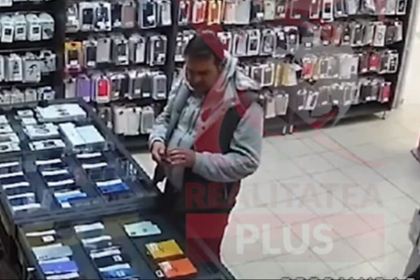 Imagini cu primarul penal Cătălin Cherecheș în Ungaria: cum a fost filmat într-un magazin! Video