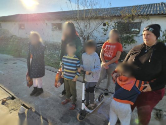 În secolul XXI, o familie cu 6 copii trăiește într-un grajd, la marginea satului Ciocârlia. Video