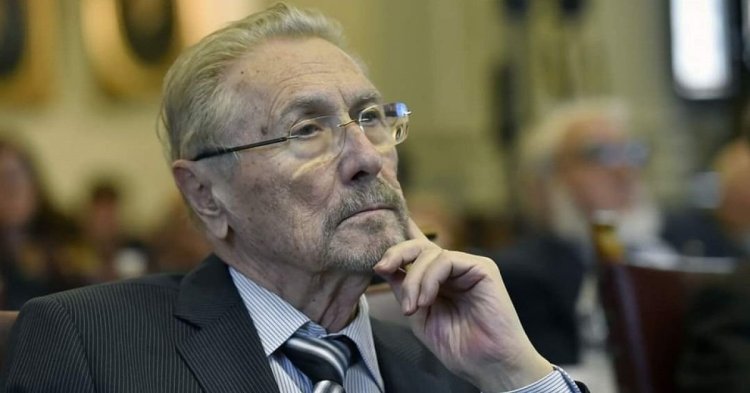 Emil Constantinescu: România arată cum arată sufletul şi mintea noastră  