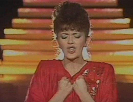 Ce s-a ales de celebra Eva Kiss. Cu ce se ocupă acum artista iubită de toți românii