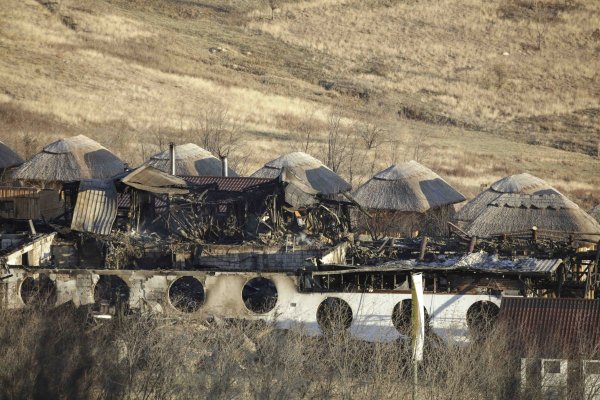 Administratorii Fermei Dacilor rămân în arest preventiv încă 30 de zile