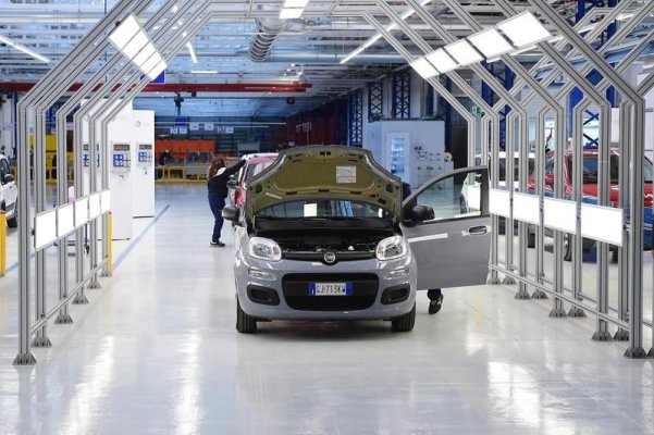Versiunea electrică a modelului Fiat Panda va fi produsă în Serbia