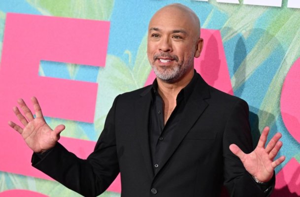 Jo Koy va fi gazda premiilor Globul de Aur din 2024