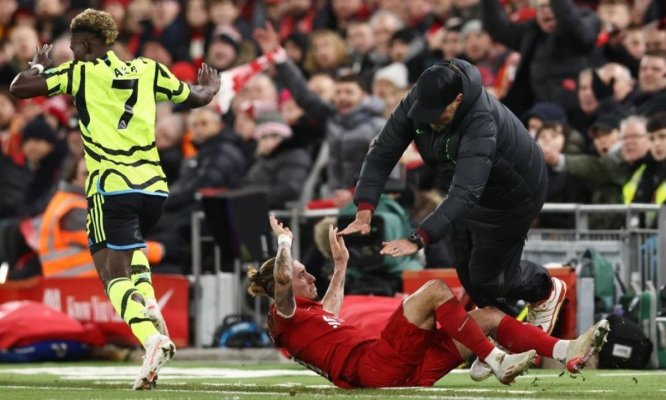 Klopp, găsit vinovat pentru incidentul din care propriul jucător s-a ales cu clavicula ruptă