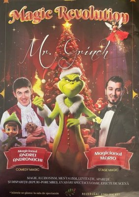Spectacol organizat de doi magicieni, în cadrul Căminului Cultural din 2 Mai