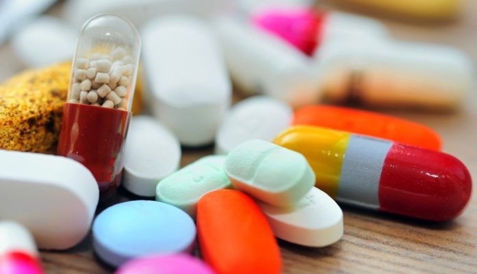 UE publică pentru prima dată o listă cu 300 de medicamente şi vaccinuri vitalef