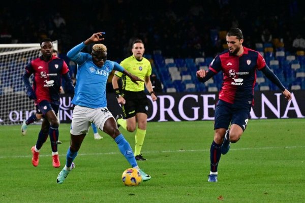 Napoli a revenit cu victorie pe propriul teren în Serie A