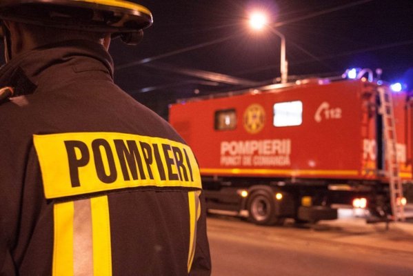 Un șofer a intrat cu mașina în parapet, pe DN 22, în Lumina