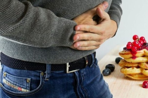 Fără să-ți dai seama, aceste obiceiuri pot agrava refluxul gastric