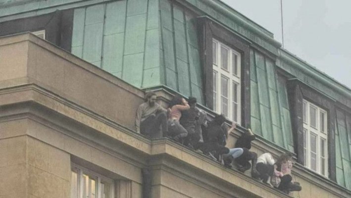 Atac armat la o universitate din Praga, soldat cu morți și răniți. Video
