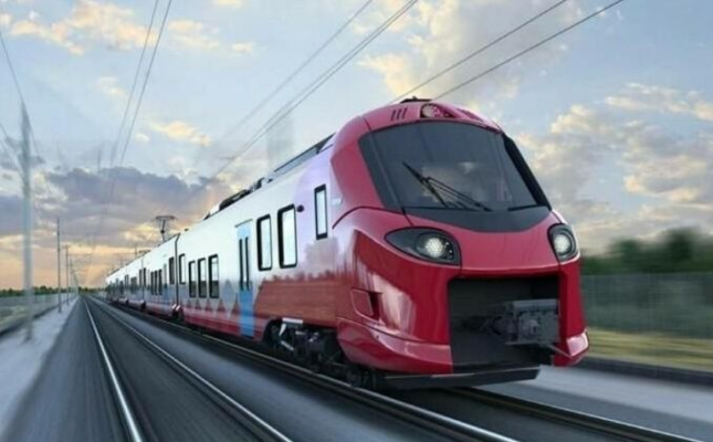 Trenul electric cumpărat recent de România a făcut scurtcircuit în primele 10 secunde de testare
