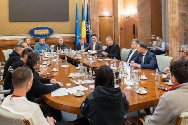 Guvernul urmează să aprobe joi un set de măsuri convenite cu transportatorii şi fermierii