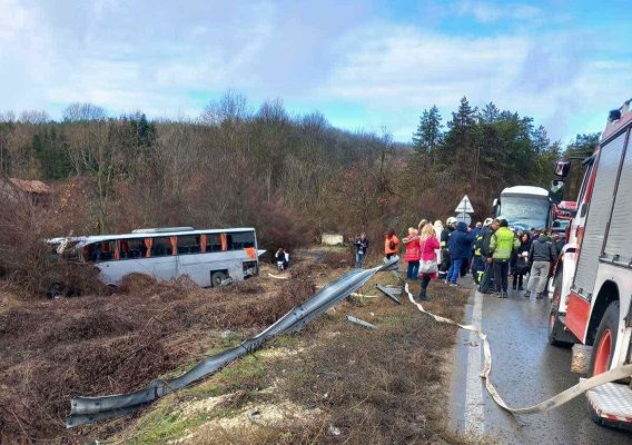 Autobuz românesc implicat într-un accident rutier, în Bulgaria