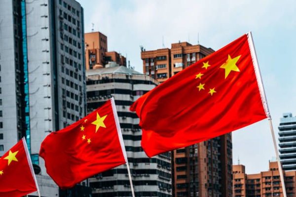 Război dur între China și SUA: Beijingul acuză furtul unei cantităţi 'mari de secrete'
