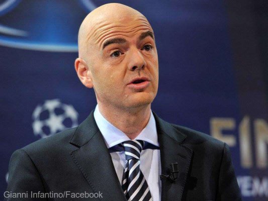 Fotbal: Preşedintele FIFA, Gianni Infantino, în favoarea unei înfrângeri la masa verde pentru rasism